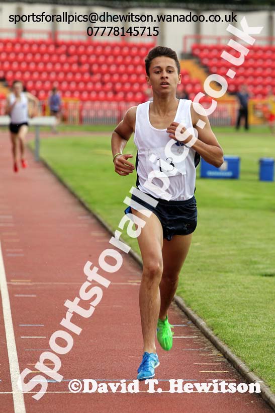 Boys steeplechase, Northern Inter-County Schools, Gateshead International Stadum. Photo: David T. Hewitson/Sports for All Pics